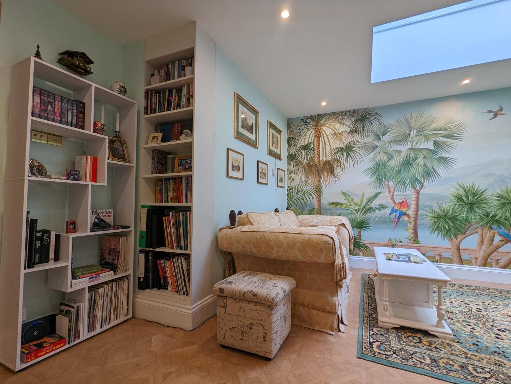 Spacious Refurbished Flat With A Garden Near Tube, Train, Thames And The City Center Лондон Екстер'єр фото